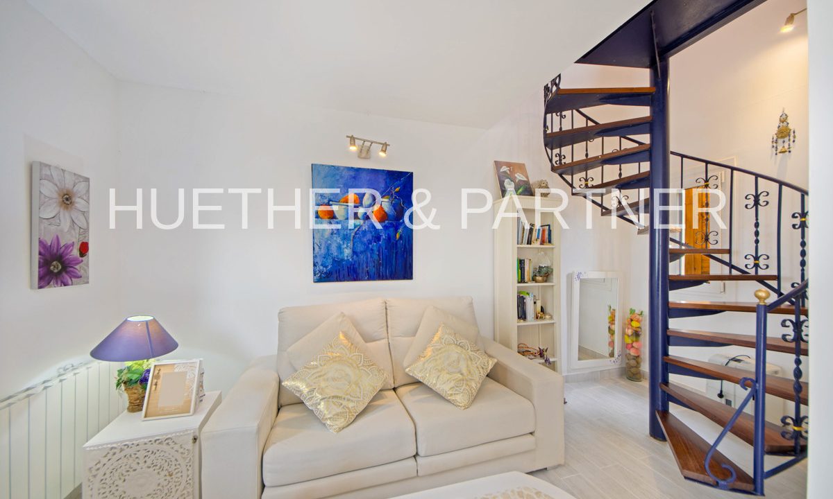 9b33eadc-8fdf-4071-8ab8-4f71d2deb9ba