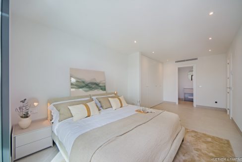 Master-Bedroom