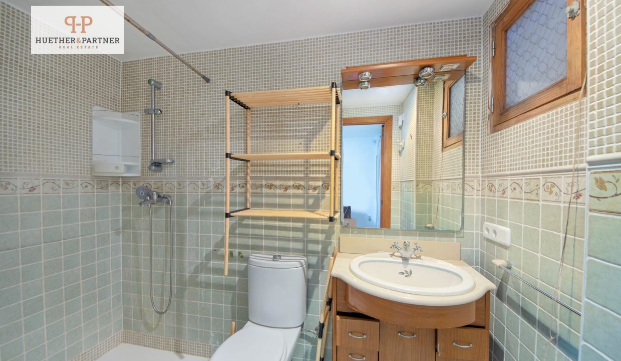 Bathrooms 2