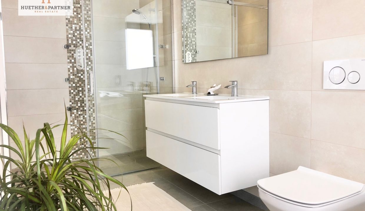 2cad532b-ccd7-4f7c-9e52-2a777b672850