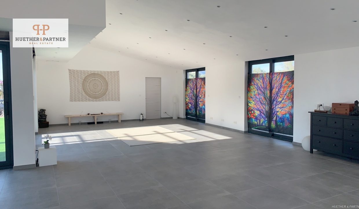 55c90a8c-8b5e-4f43-8704-e7a372f608d8