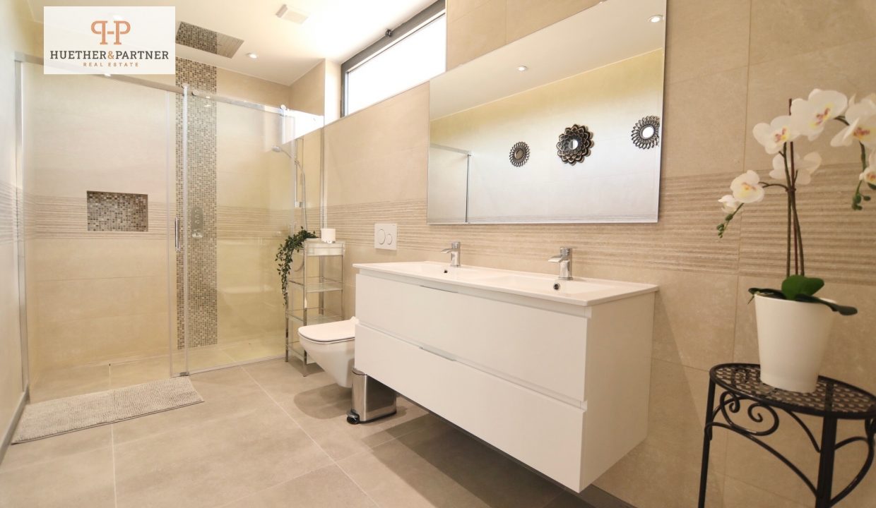 c9017b42-b0ec-46ca-b5ca-aa849f154303