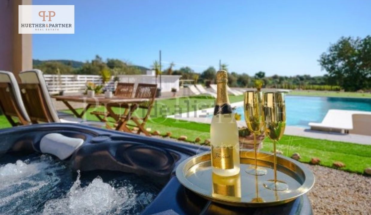 d8a4df72-2640-4ca2-a821-2c7ae6e242ca