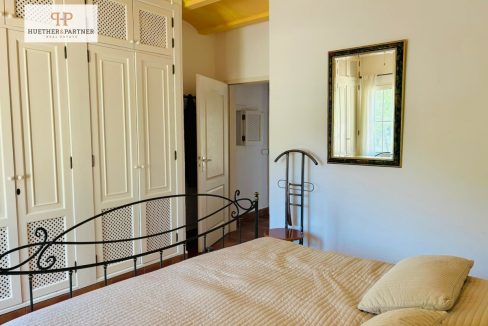 Bedrooms 2