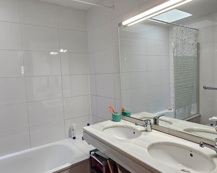 c139e765-25a4-47e1-828e-c0db837be5a6