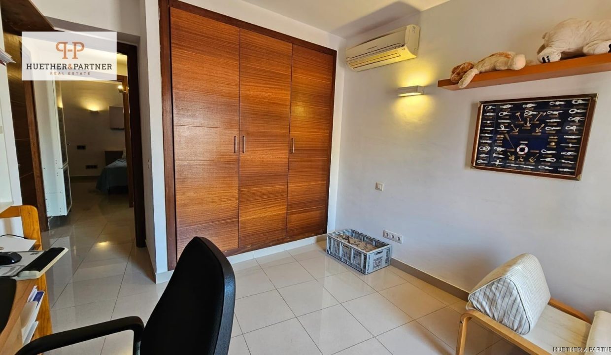 c6f3b1f4-50fd-4aba-accf-6bd792ef9ff7