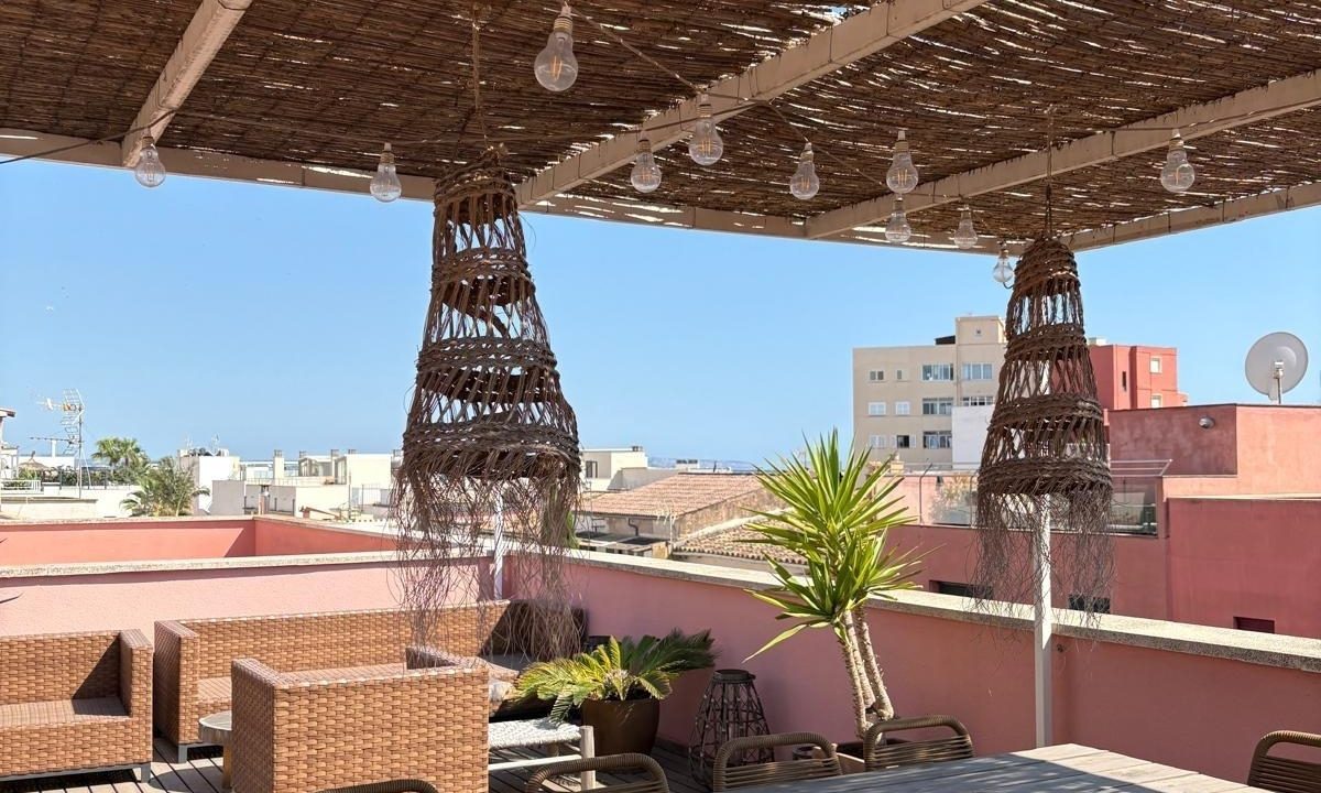 ea441b78-51b6-4eb0-9d34-d60ea86f19f8