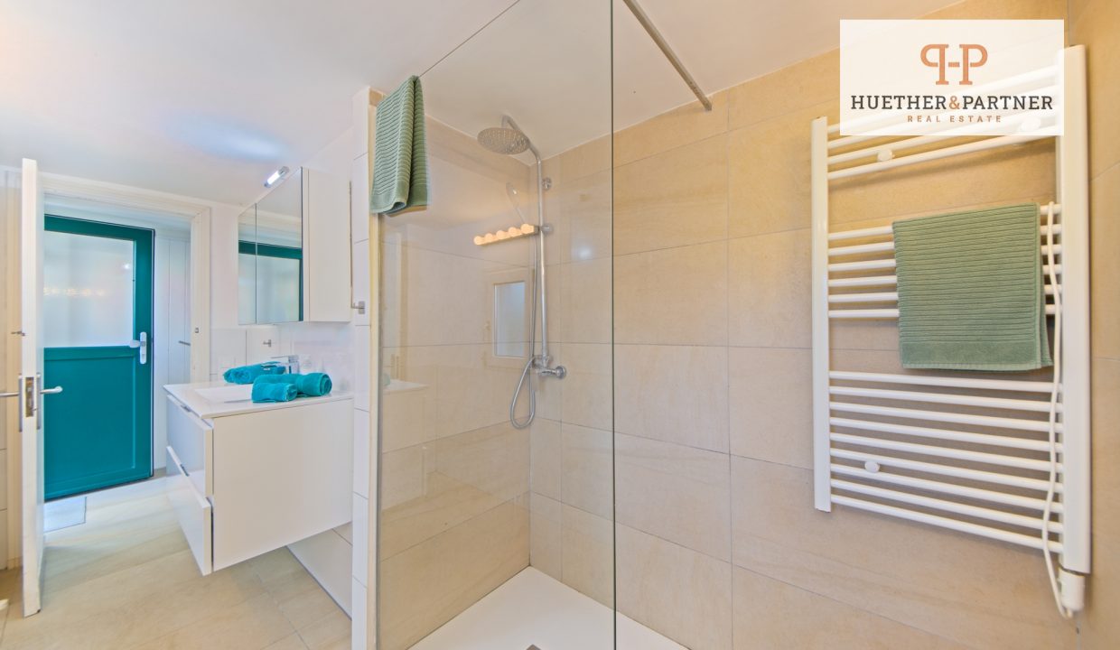 d9502fae-f08e-4ef6-bc93-277f7672095a