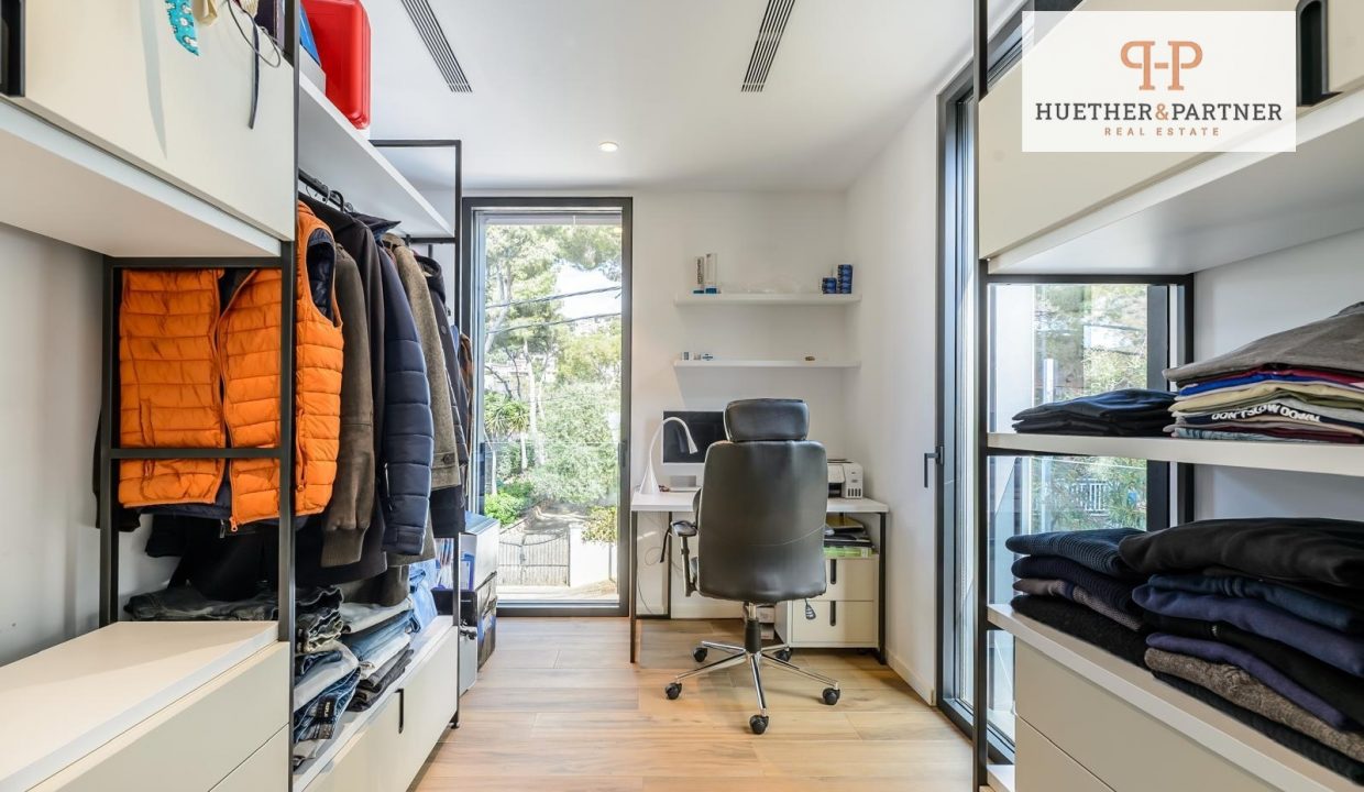 52c1d85e-b678-4527-9763-5147eb73f2d9