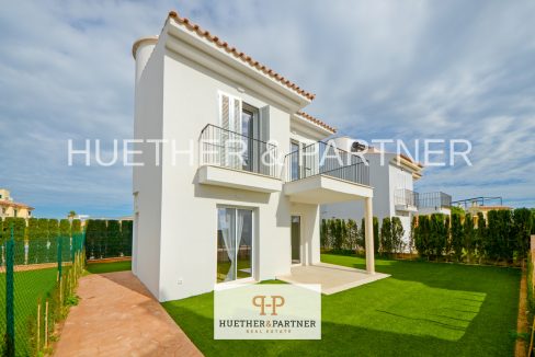 Haus Terrassenansicht