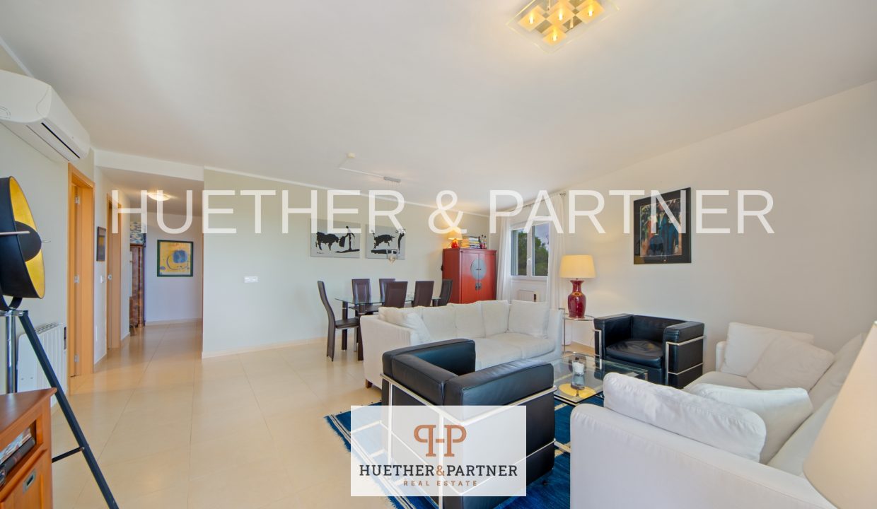 bf25df52-8dfe-4165-8c56-0ecadf564a2a