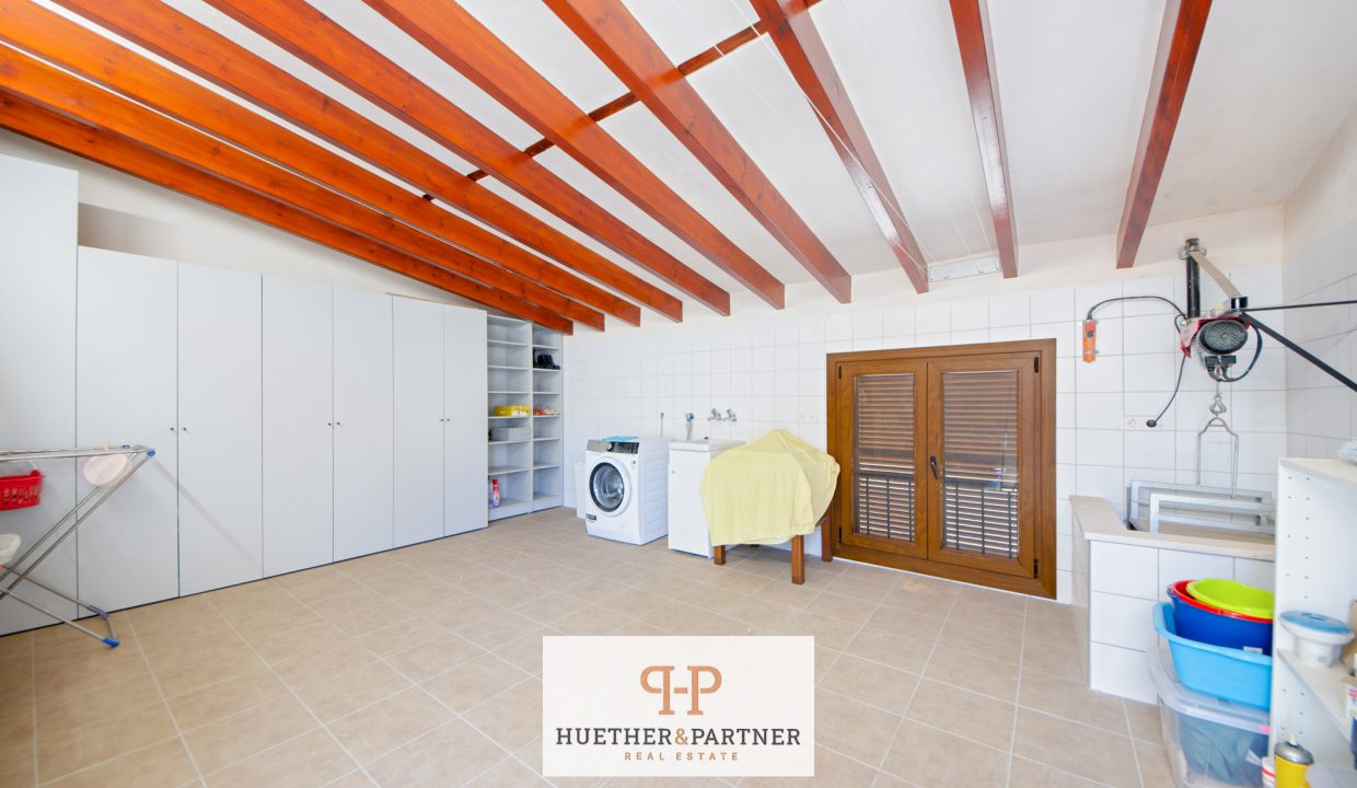 37e8f35c-8455-4815-bf9b-437468b76db4