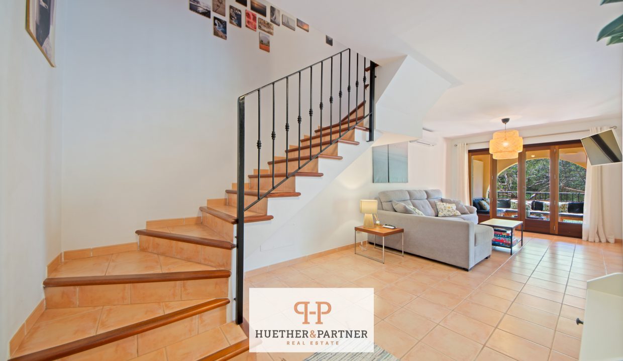 4e77311c-8a30-4e24-8301-7262065ab720