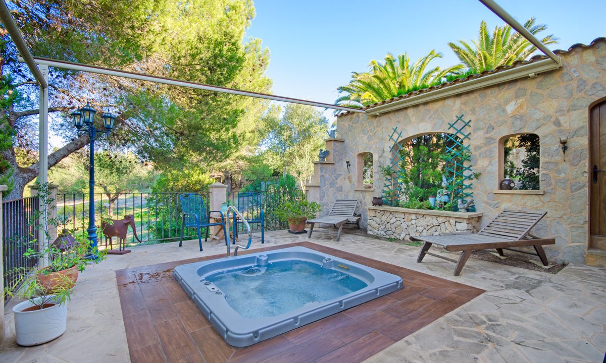 Jacuzzi
